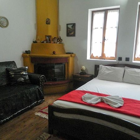 Guesthouse Klearchos Palaios Panteleimonas Bagian luar foto