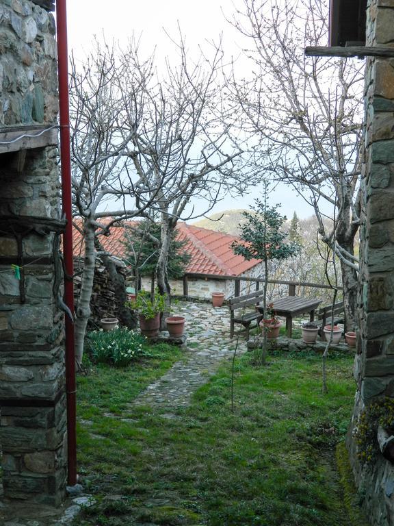 Guesthouse Klearchos Palaios Panteleimonas Bagian luar foto