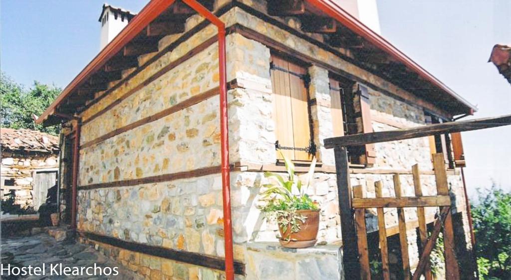 Guesthouse Klearchos Palaios Panteleimonas Bagian luar foto