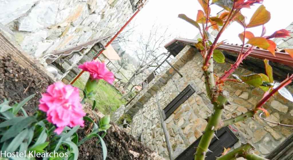 Guesthouse Klearchos Palaios Panteleimonas Bagian luar foto