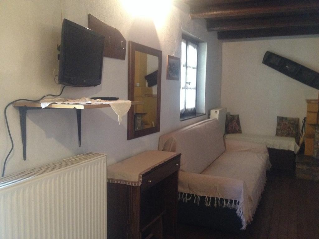Guesthouse Klearchos Palaios Panteleimonas Bagian luar foto